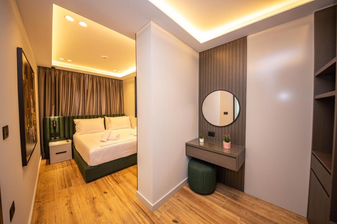 Hotel Lili-1 Saranda Zewnętrze zdjęcie