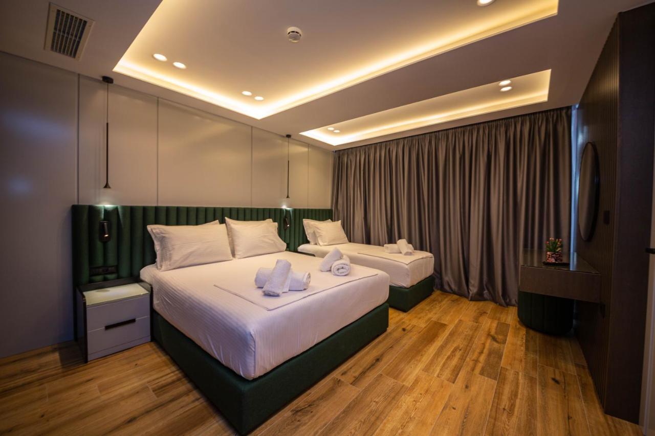 Hotel Lili-1 Saranda Zewnętrze zdjęcie