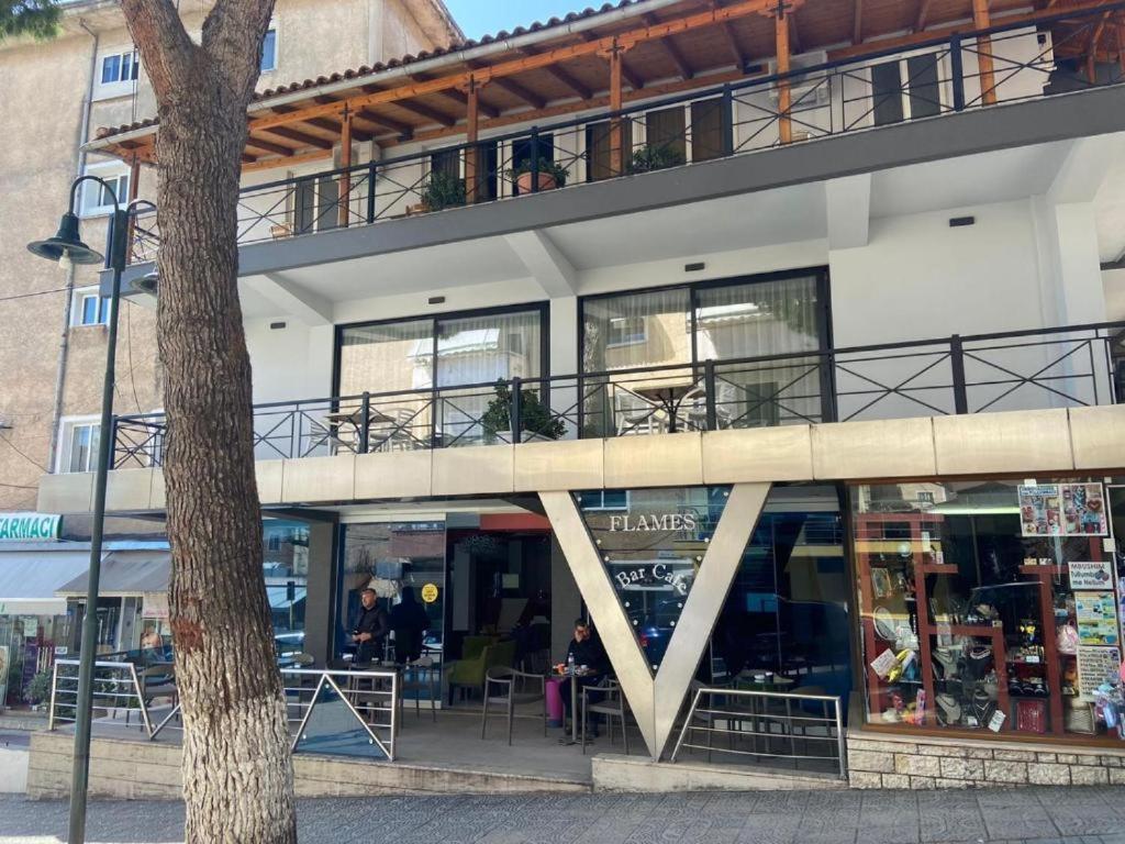 Hotel Lili-1 Saranda Zewnętrze zdjęcie